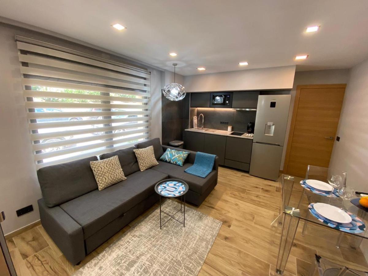 Tomas Apartamentos Sagaro Sant Feliu de Guíxols Buitenkant foto
